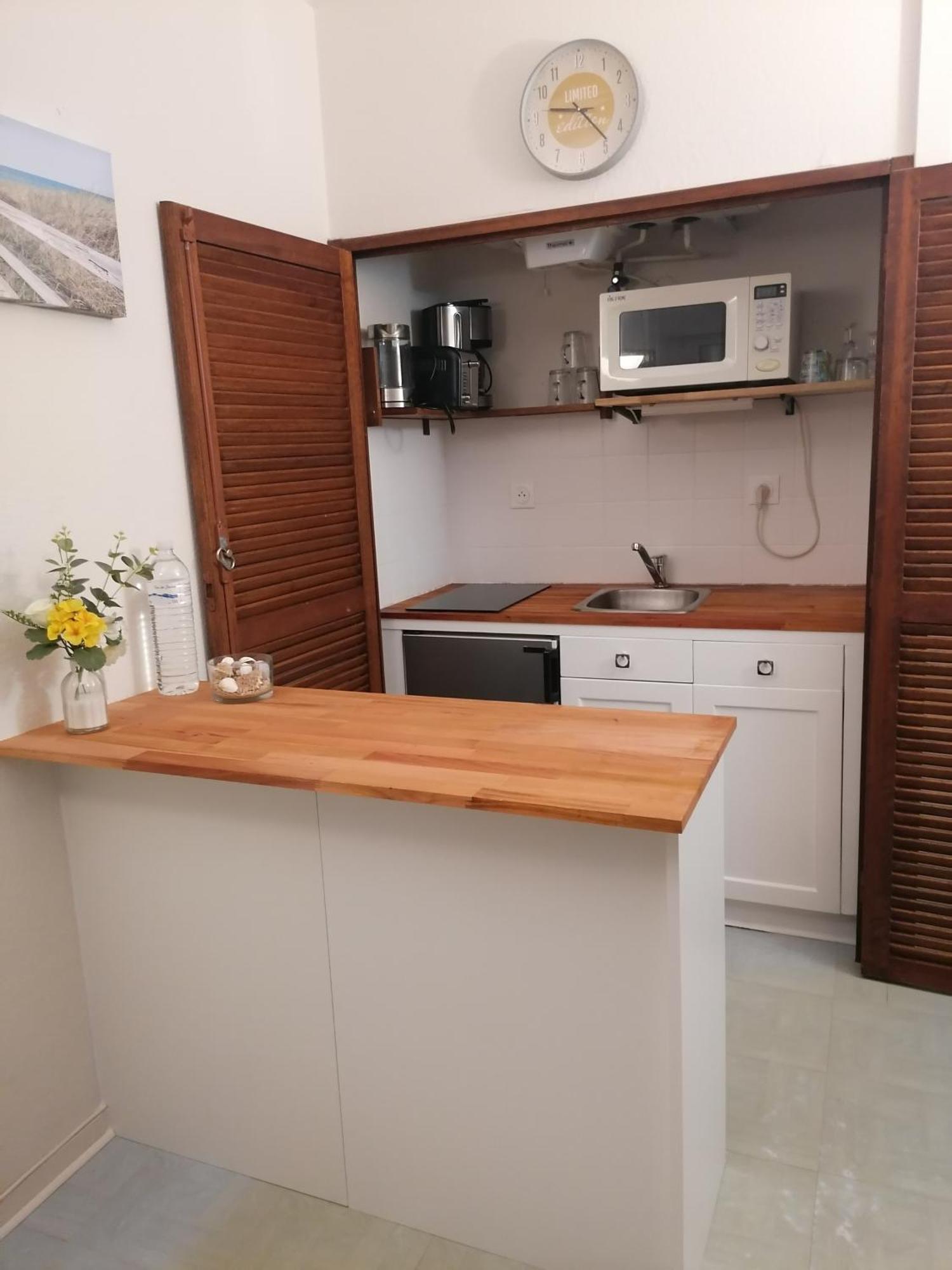 Agreable Studio Avec Terrasse A150M De La Plage Apartment Saint-Georges-de-Didonne Exterior photo